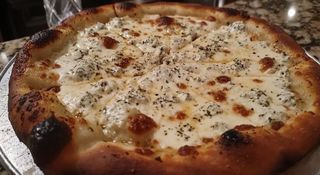 Pizza Cuatro Quesos