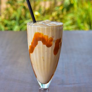 Caramel milkshake