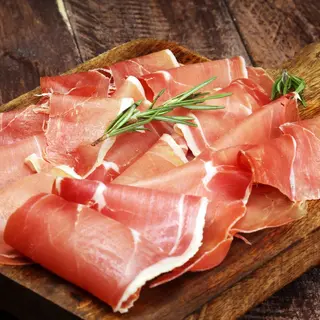 41. Plato jamón serrano