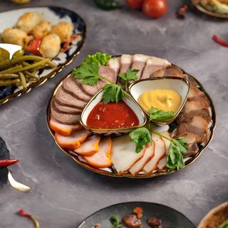Ассорти мясное  (200/80 гр.)