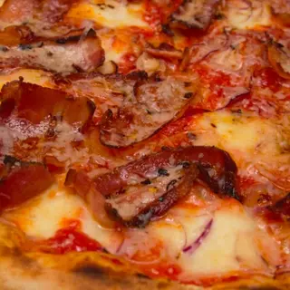 Pizza Amatriciana Family