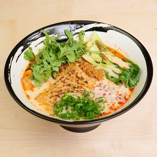 Vegan tantanmen