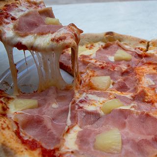 Pizza Hawaiana