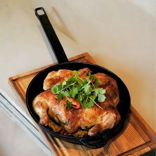 Курча у вершково-часниковому соусі (500г)