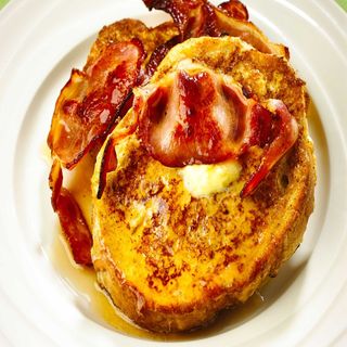 Toast 'n' chicken (French toast)