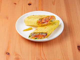 Донеры овощной в сырном лаваше (250г)