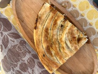 Pita sa sirom i zeljem