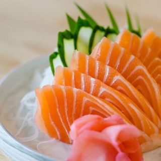 Sashimi salmone - 8 pezzi