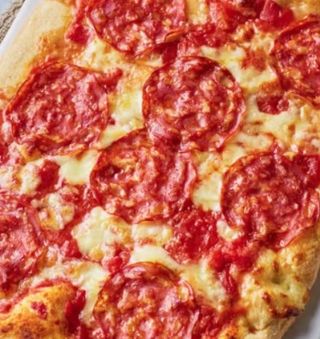 Pizza al trancio salame piccante