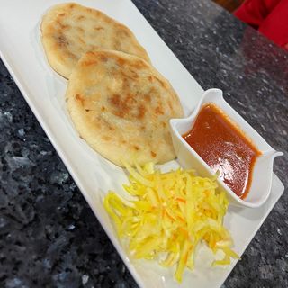 Racion Pupusas 2 unidades 