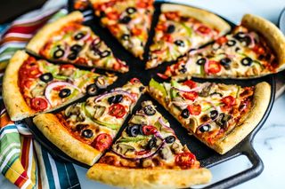 VEGETABLES PIZZA