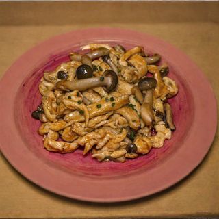 54. Pollo  Con salsa  Teriyaki