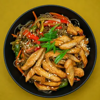 Скляна локшина з куркою