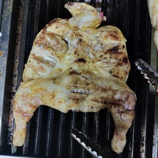 FRANGO ASSADO INTEIRO COM TANDOORI MASALA