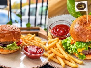 Burger z łososia + Burger z wołowiną, frytkami i ketchupem
