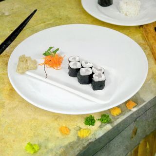 81. Hosomaki branzino - 6 pezzi