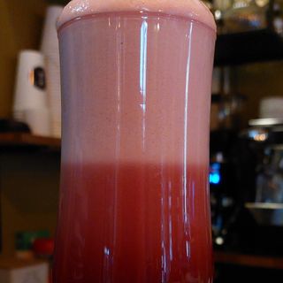 Berry treat lemonade