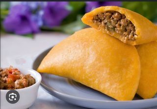 Empanadas Venezolanas mechada