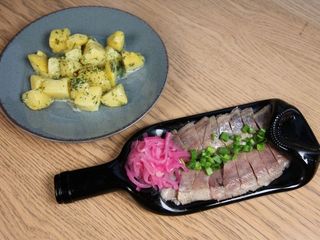 Норвезький оселедець слабої солі з картоплею (150/150/40g)