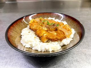 TAZON DE ARROZ TONKATSU