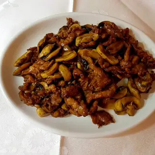 Ternera con Champiñón
