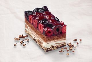 PRAJITURA CU VISINE SI CIOCOLATA