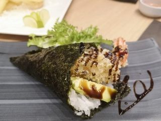 180. Temaki gambero in tempura