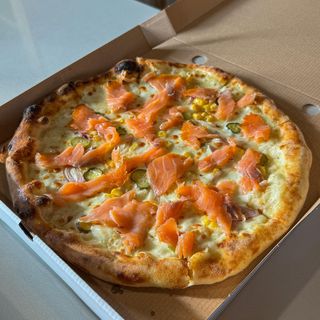 Пица Сьомга