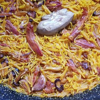 Fideuà De Pato y escalope de "foie" ( 2 raciones )