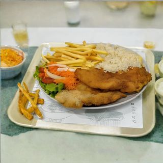 Panados de Frango (batata/arroz/arroz tomate/arroz feijão/salada)