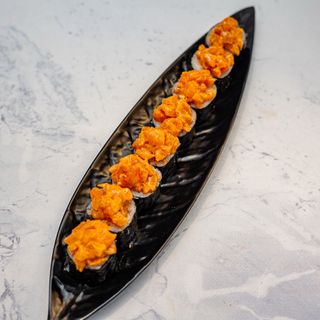 Spicy salmon roll