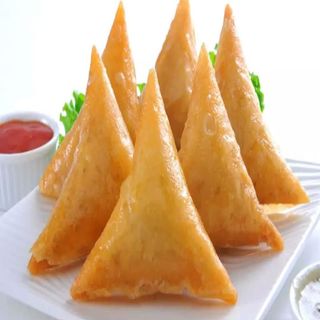 Beef Samosa 2pcs
