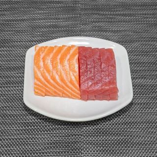 Sashimi mixto  (10 cortes )