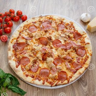 Pizza De Prosciutto De Pollo (Medium)