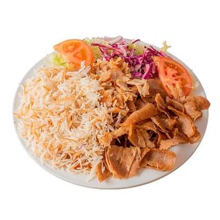 Plato De Carne Con Ensalada Y Arroz Basmati