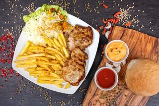 Meniu cotlet de porc la gratar mic