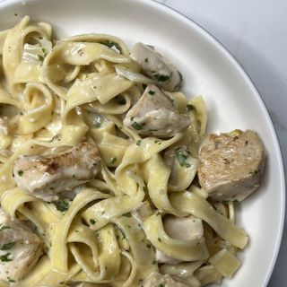 Tagliatelle De Poulet