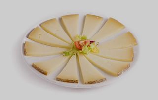 10. Plato De Queso (6 Uds.)