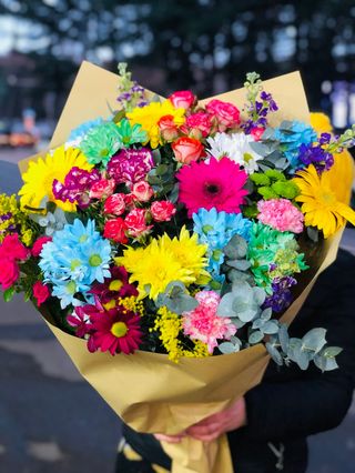 სეზონური ფერადი თაიგული