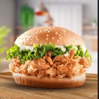 Cruspy burger + coca 