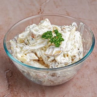 Pileća salata