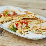 Quesadillas de Pollo con Pico de Gallo y Crema Agria