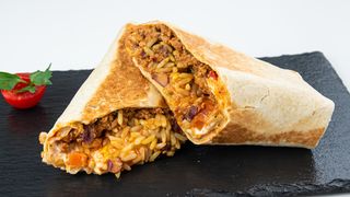 Burrito chili con carne