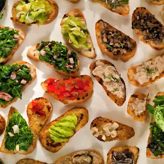 Crostini misti