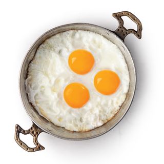 Jaje na oko sa puterom