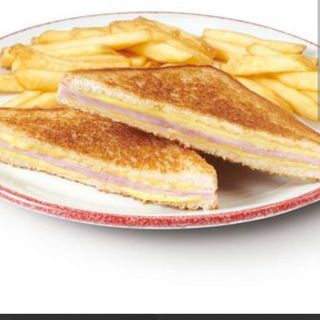 Sándwich Mixto con papas