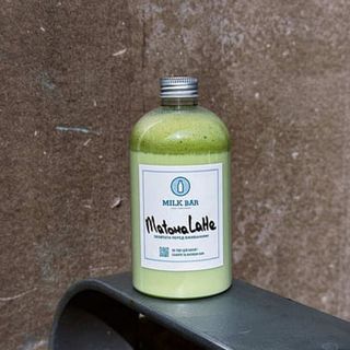 МАТЧА ЛАТЕ НА КОКОСОВОМУ