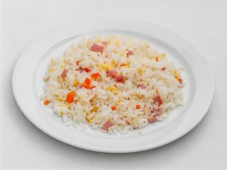 12. Arroz frito con tres delicias