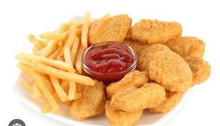 Plato Combinado De Nuggets(5uds), Spring Roll(3uds) y Patatas