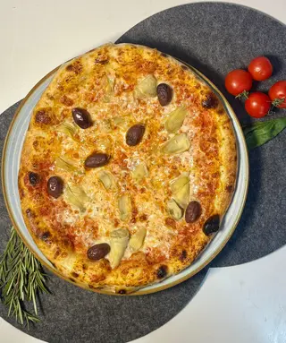 Pizza Carciofi de post